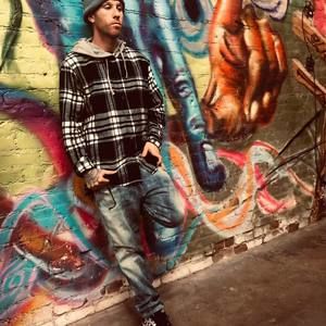 Meet your Posher, Taj